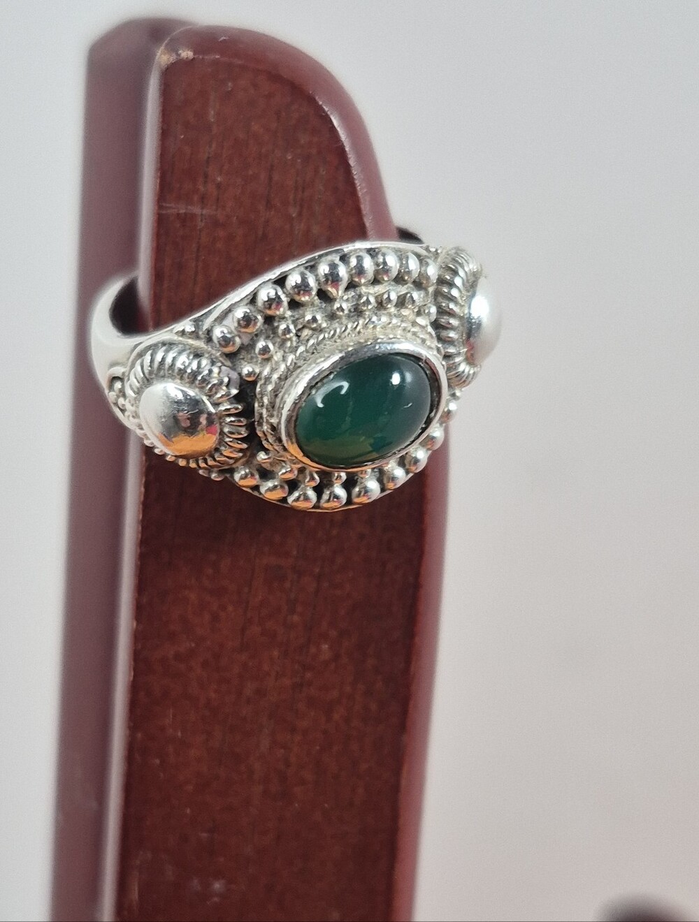 Vintage JOA 925 Sterling Silver Oval Jade Ring Size 7.5